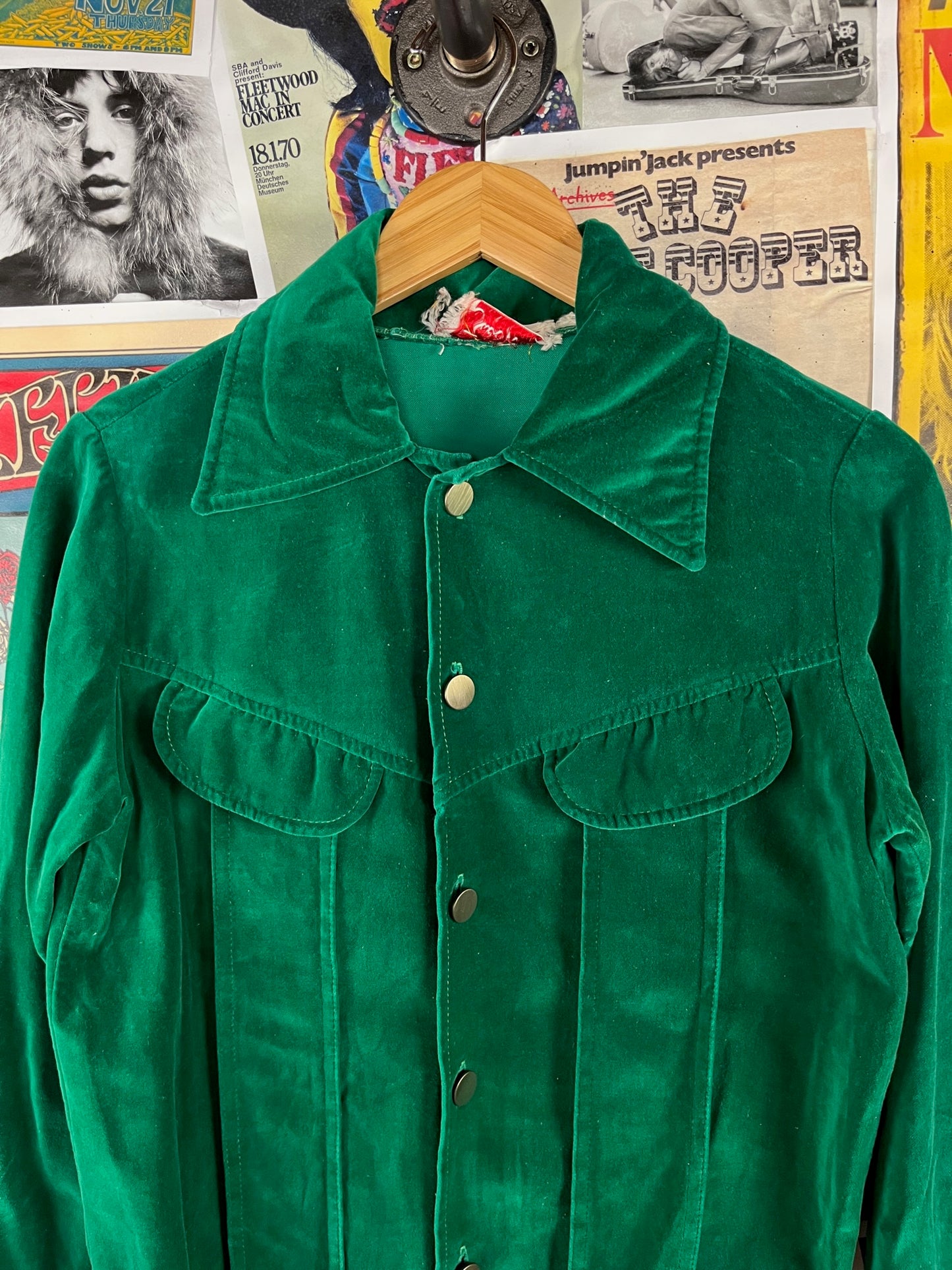 Vintage Men's Groovy 60s-70s Emerald Green Velvet Jack Winter Disco Shacket Shirt Jacket