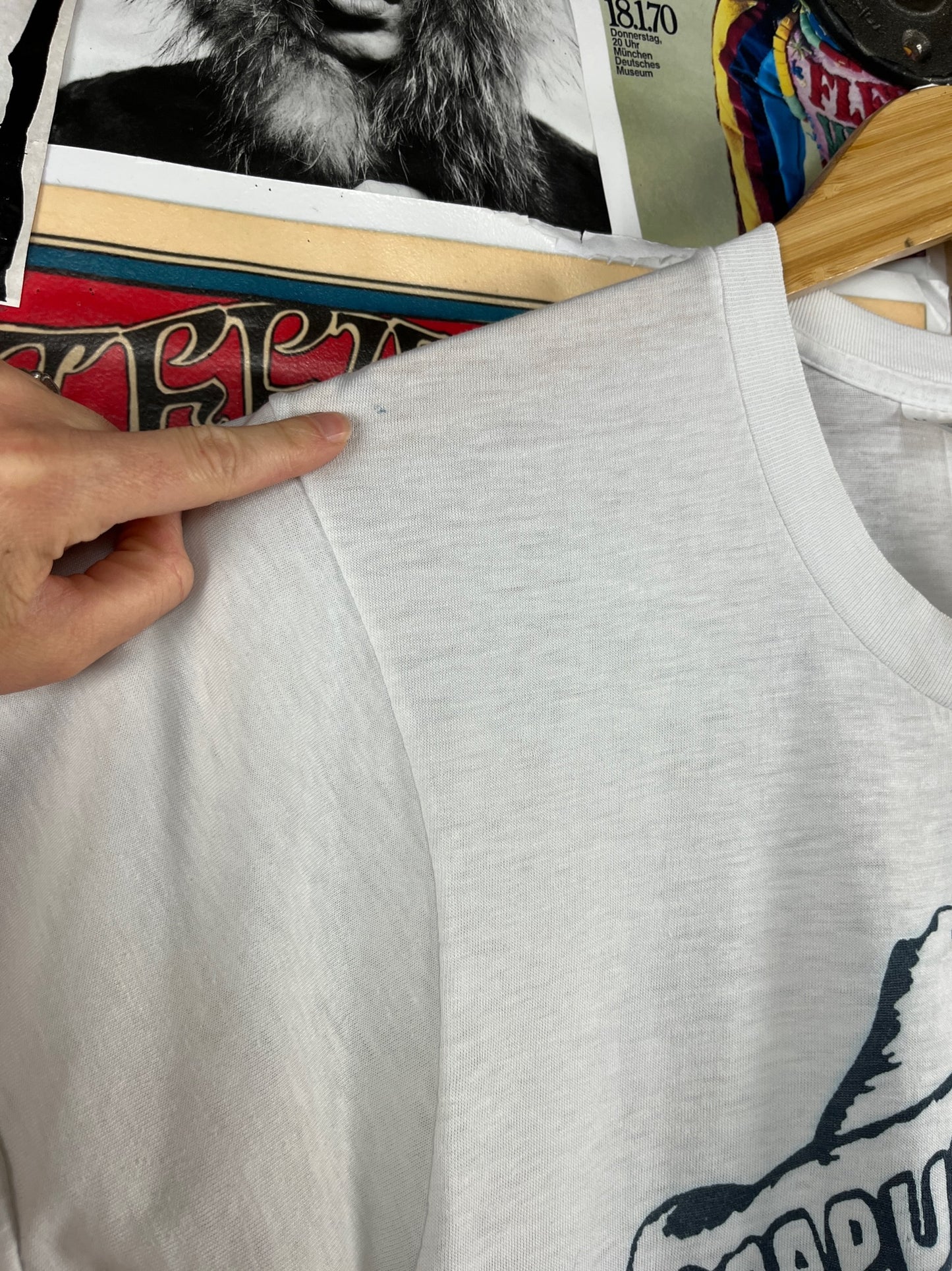 Vintage 80s White Threadbare Acapulco Gold Cannabis Marijuana Weed Hispanic Graphic T-Shirt