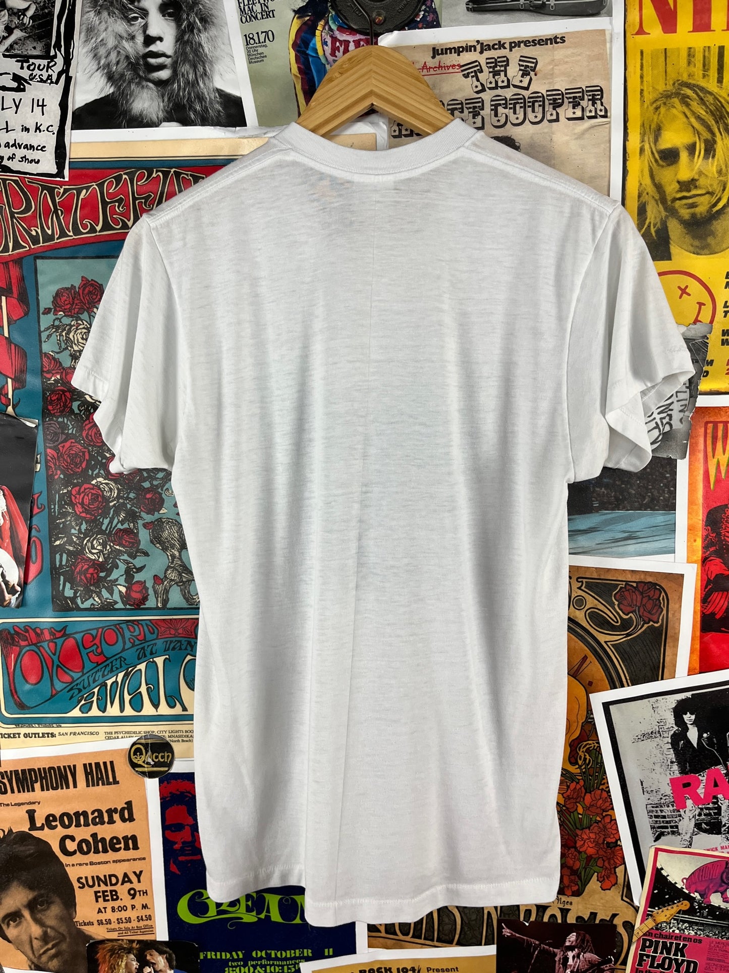 Vintage 80s White Threadbare Acapulco Gold Cannabis Marijuana Weed Hispanic Graphic T-Shirt