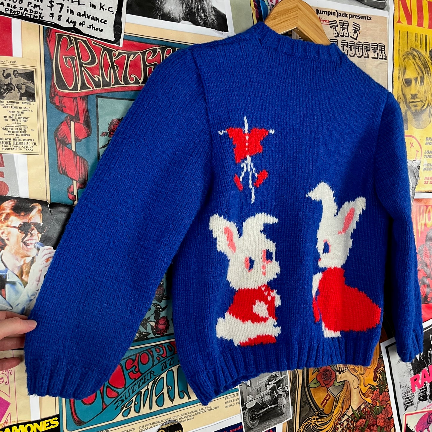 Vintage Girls Kids Retro 60s Blue Sweet Bunny Rabbits Hand Knit Cardigan Sweater Top Size 8 Ages 7-8