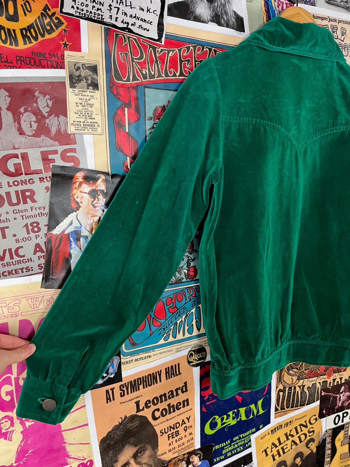 Vintage Men's Groovy 60s-70s Emerald Green Velvet Jack Winter Disco Shacket Shirt Jacket