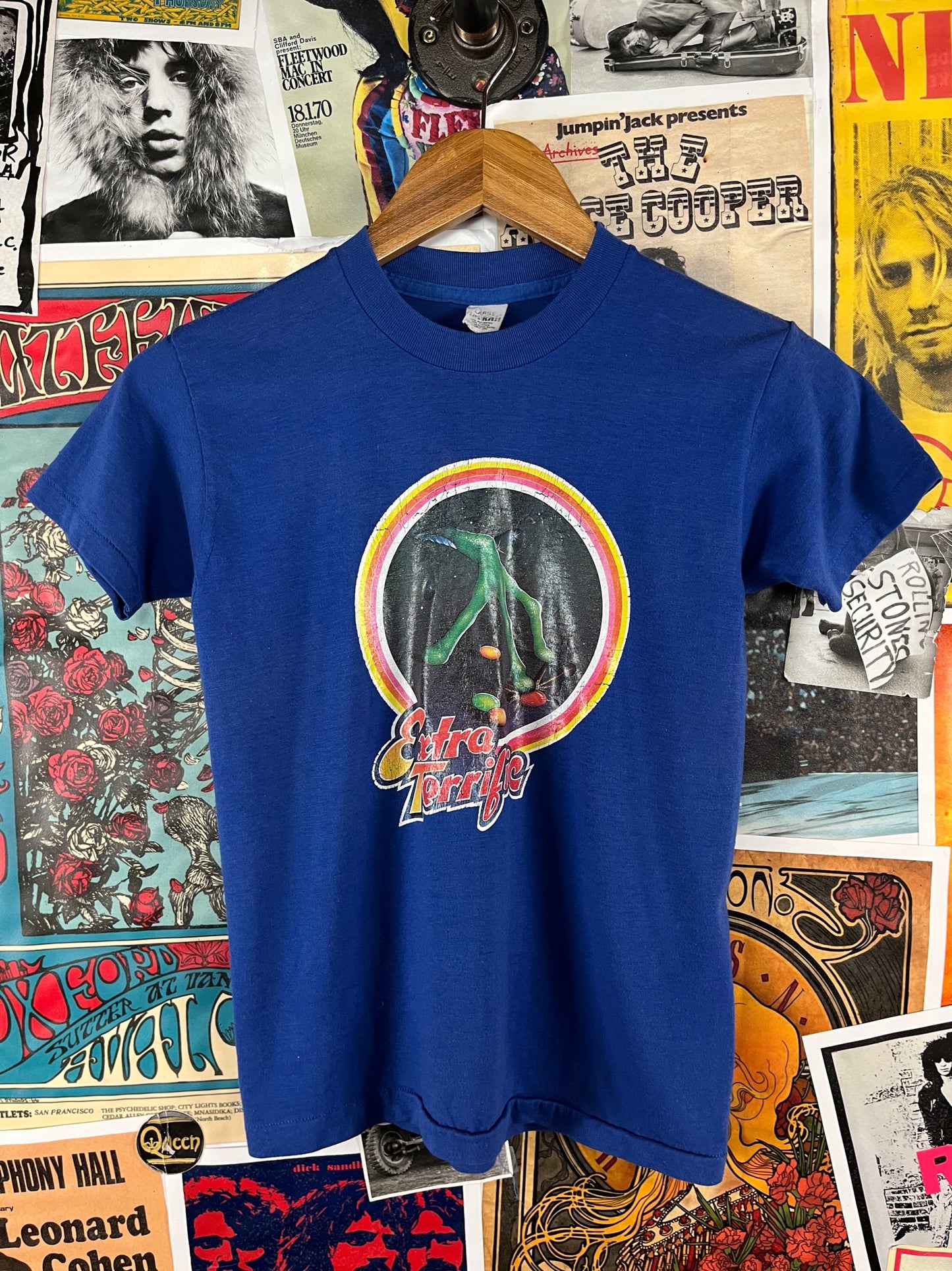 Vintage Kids 70s-80s Retro ET Extra Terrific Candy Alien Extraterrestrial Iron On Graphic Devknit T-Shirt Size 12 Ages 9-10