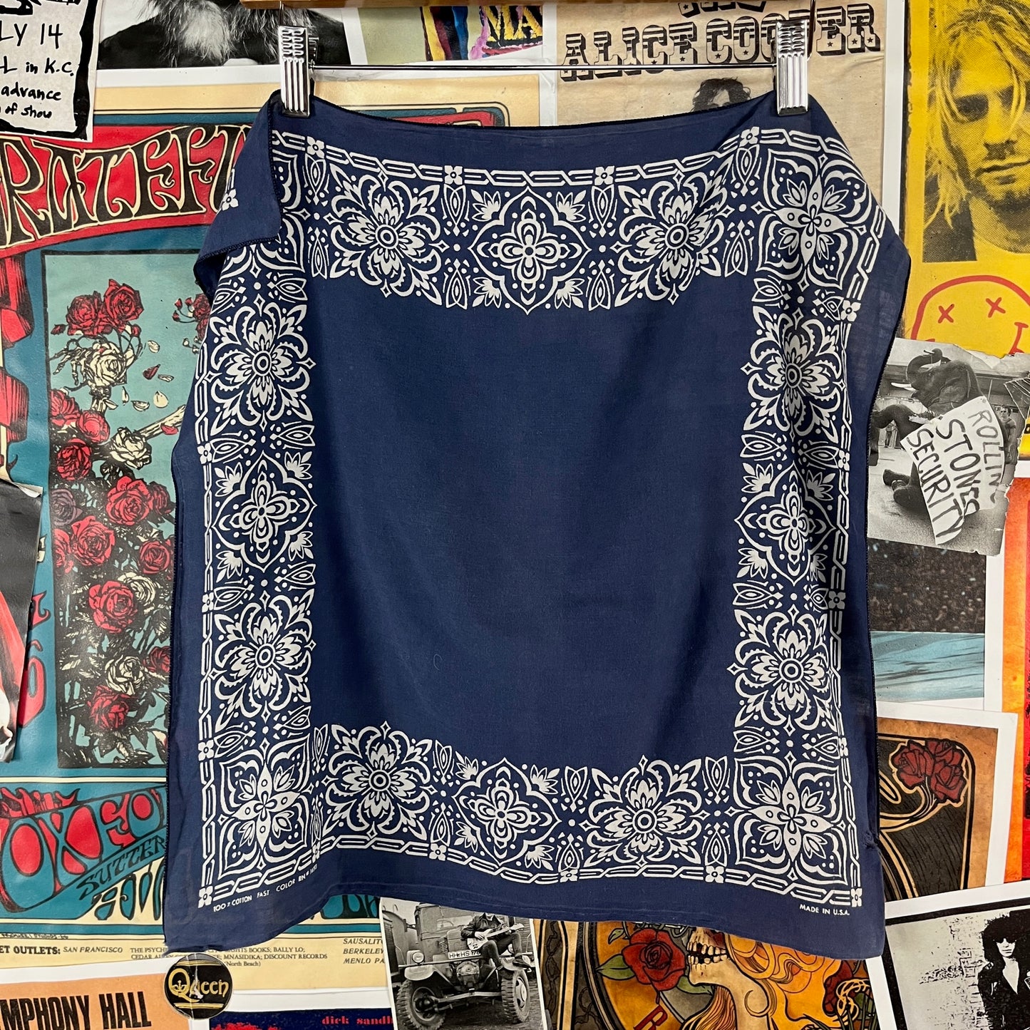 Vintage 50s-60s Indigo Blue White All Cotton Paisley Floral Print Rockabilly Western Fast Color RN 14193 USA Bandana Handkerchief Hanky
