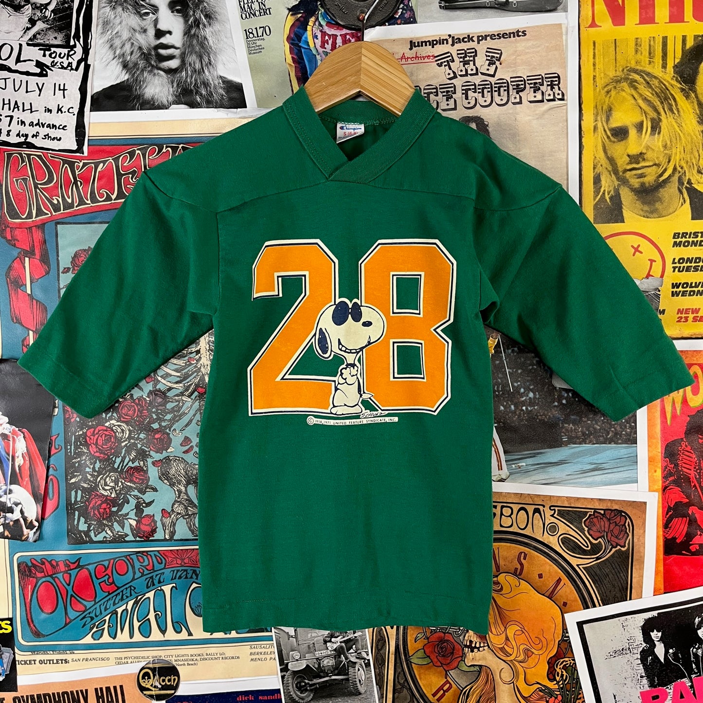 Vintage 80s Kids Green Peanuts Snoopy Champion Raglan Football Jersey Graphic T-Shirt Ages 5-6