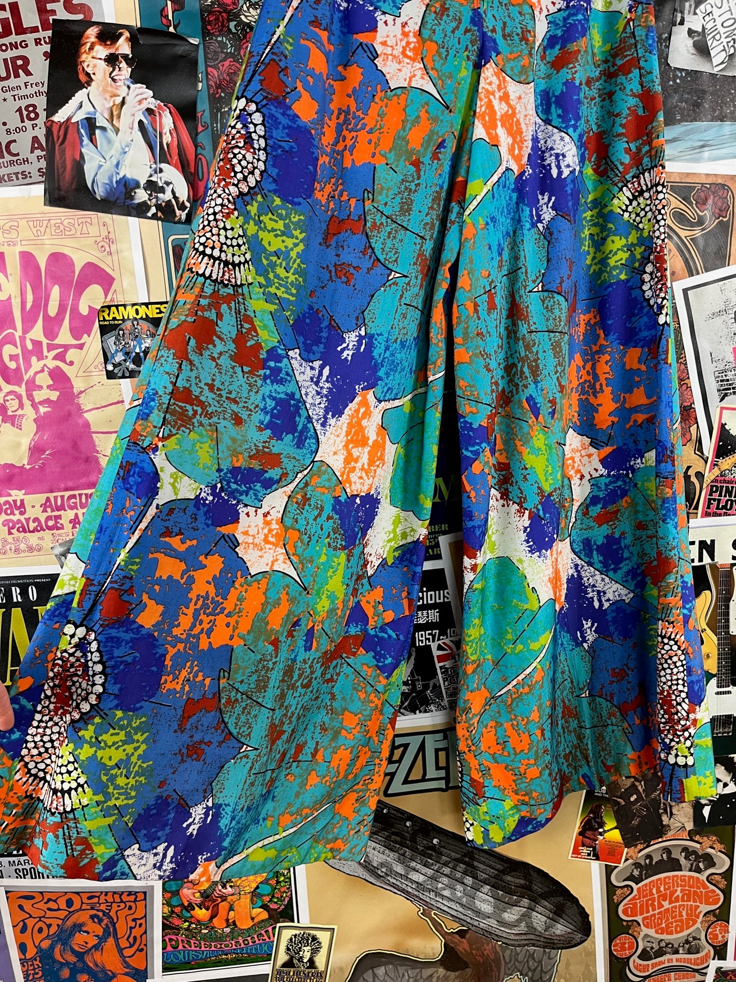 Vintage Women's 60s-70s Lady Albert Abstract Print High Rise Wide Leg Rayon Silk Trouser Pants 26x32