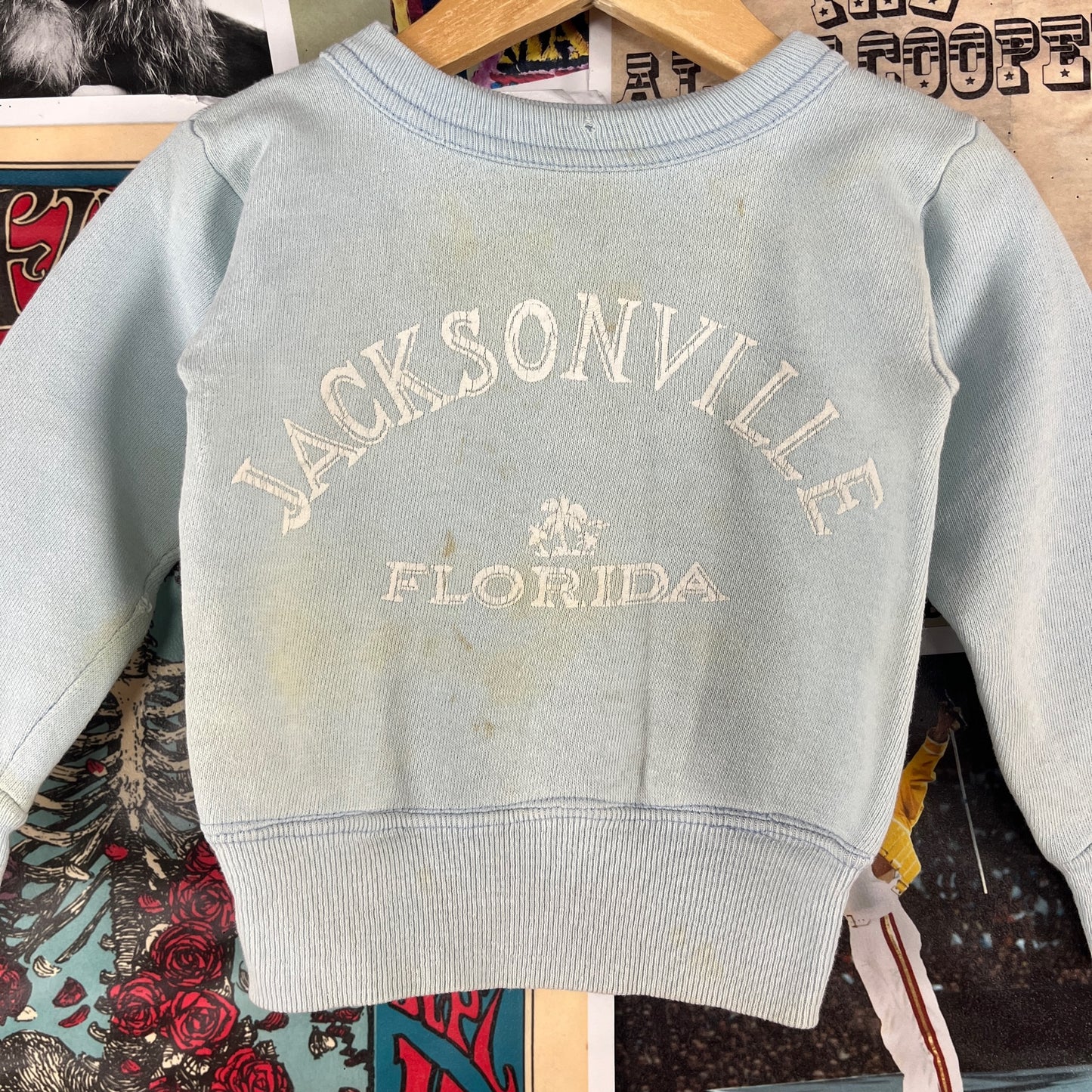 Vintage Toddler Kids 50s Light Blue Faded Jacksonville Florida Stained Grunge Souvenir Pullover Crewneck Sweatshirt 18-24 Months