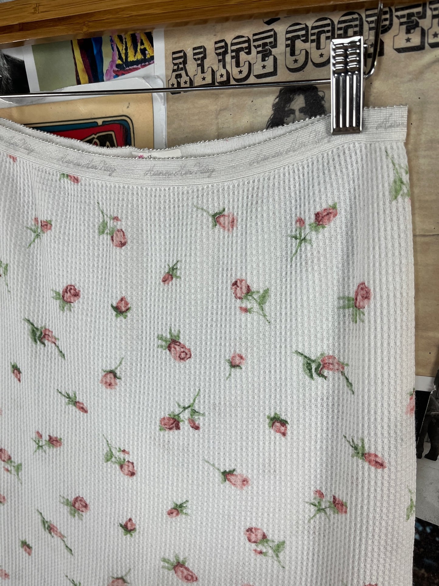 Vintage Women's 90s White Pink Floral Rose Buds Waffle Thermal Hanes Long John Loungewear Pants