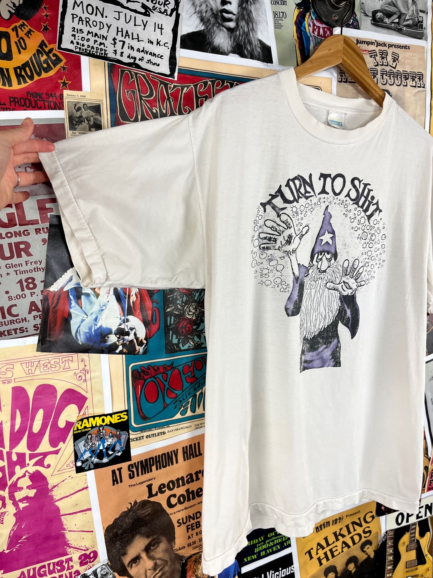 Vintage 90s Funny Turn to Shit Wizard All Cotton Graphic Crewneck Novelty T-Shirt Mens Large