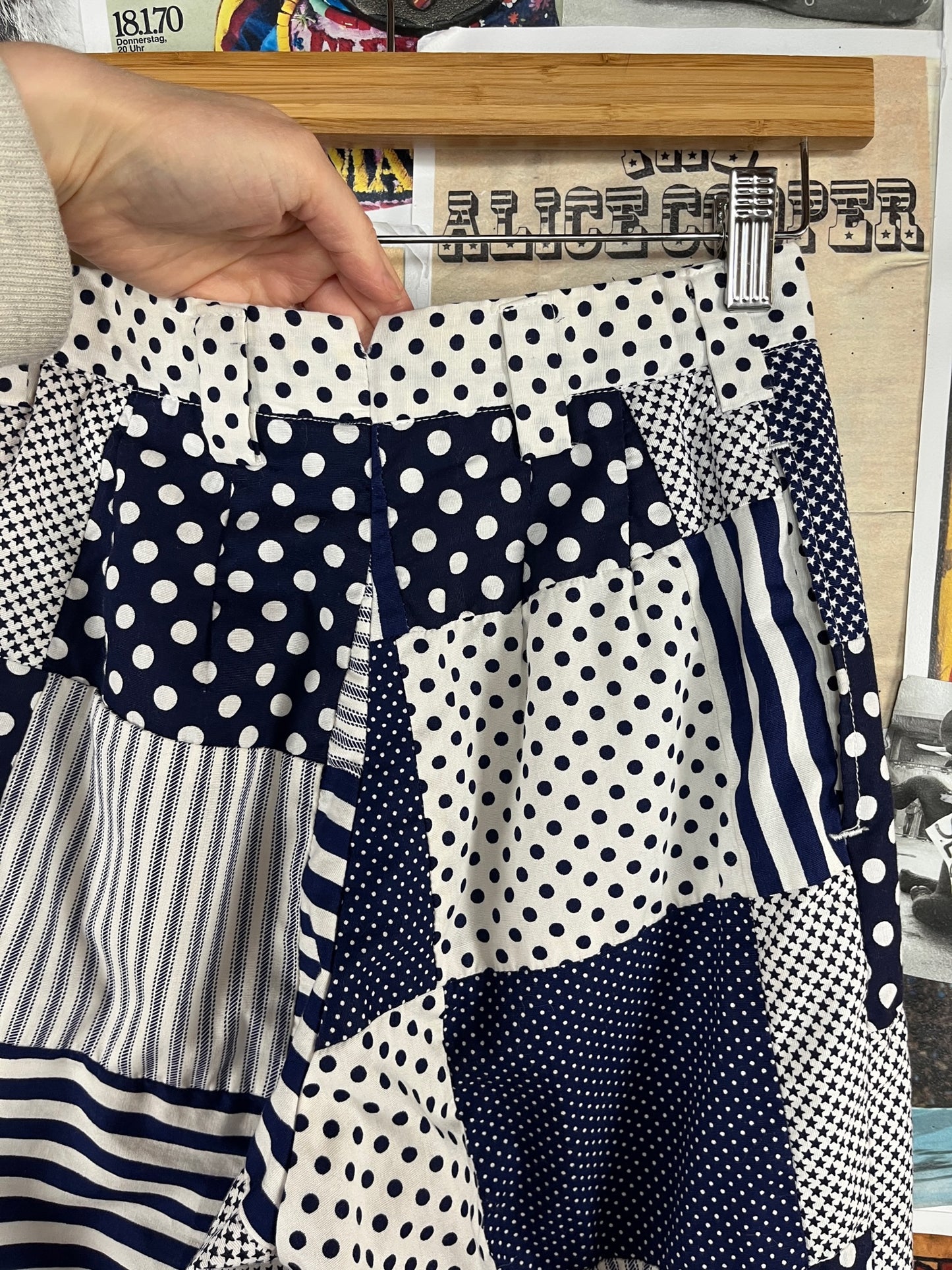 Vintage Women's 60s-70s Blue and White Polka Dot Stars Patchwork Print Lady Albert Ltd Mid Rise Mod Trousers Pants 25" Waist