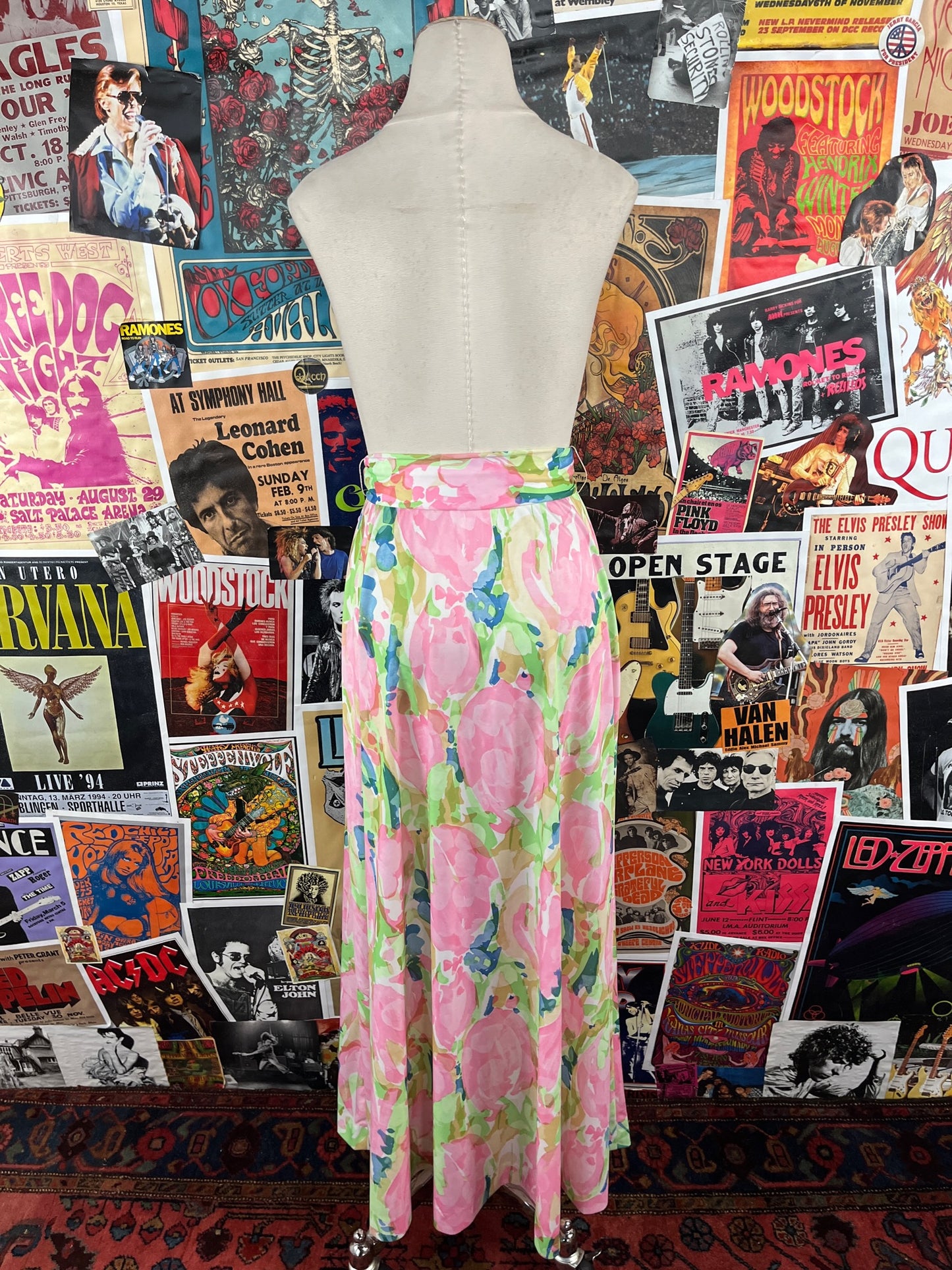 Vintage Womens 70s Pink Watercolor Floral Print High Waisted Belted Jackfin Maxi Skirt 24" Waist