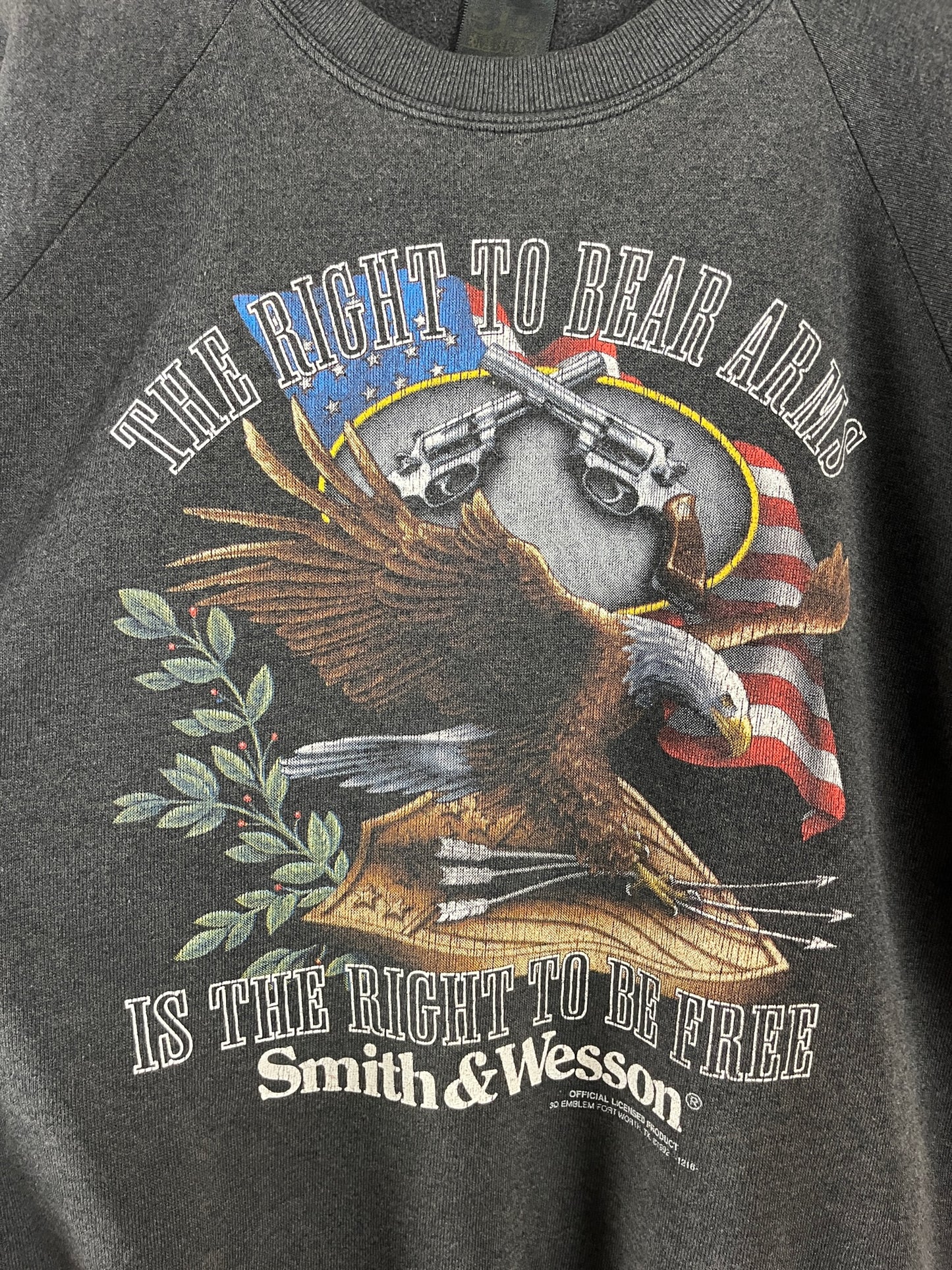 Vintage 90s Right to Bear Arms Right to Be Free Smith & Wesson Gun USA Bald Eagle 3D Emblem Graphic Pullover Sweatshirt