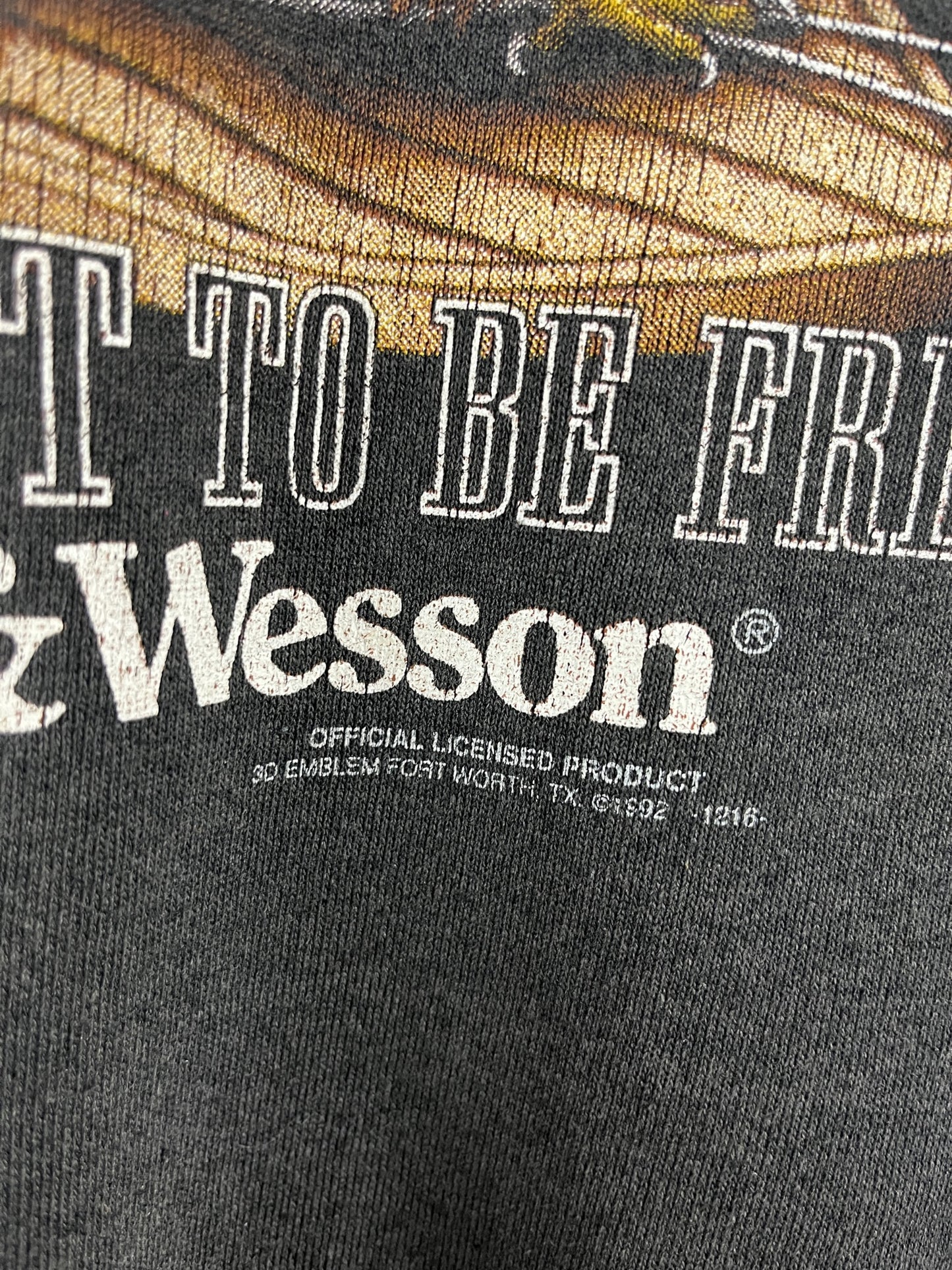 Vintage 90s Right to Bear Arms Right to Be Free Smith & Wesson Gun USA Bald Eagle 3D Emblem Graphic Pullover Sweatshirt