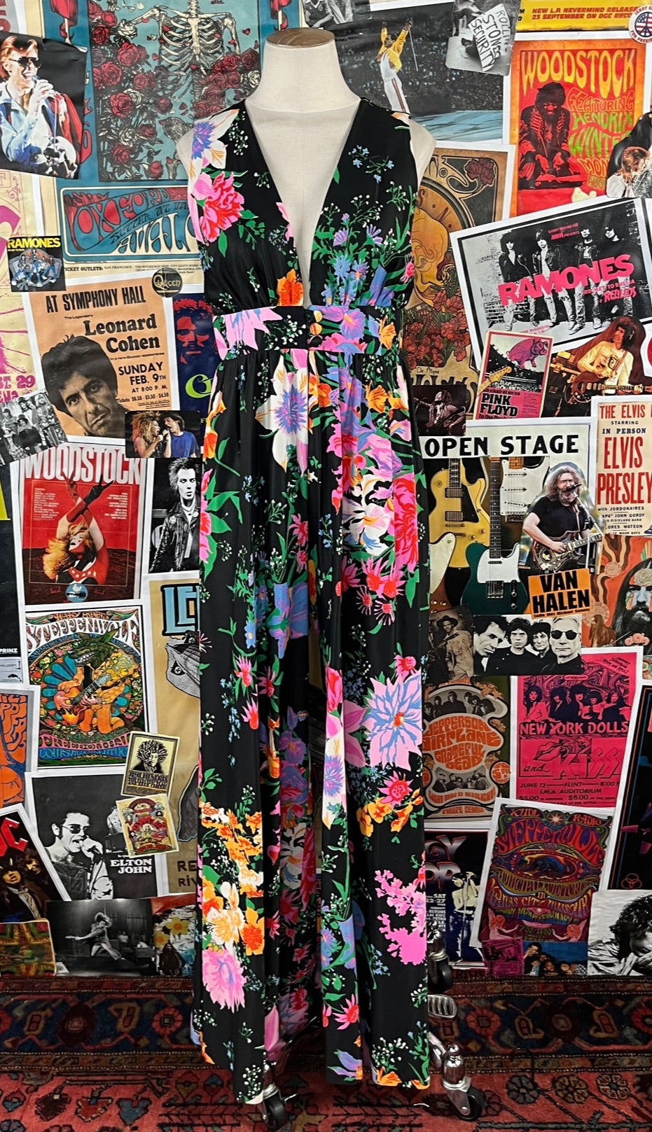 Vintage 60s 70s women's hostess pant jumpsuit wide leg groovy floral