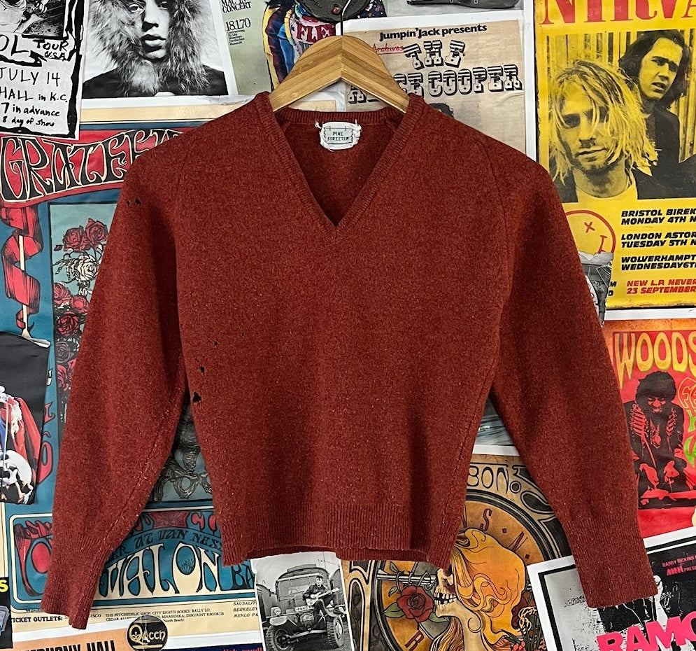 Vintage kids 70s distressed thrashed v-neck jumper sweater size 10 ages 8 to 9 boy girl