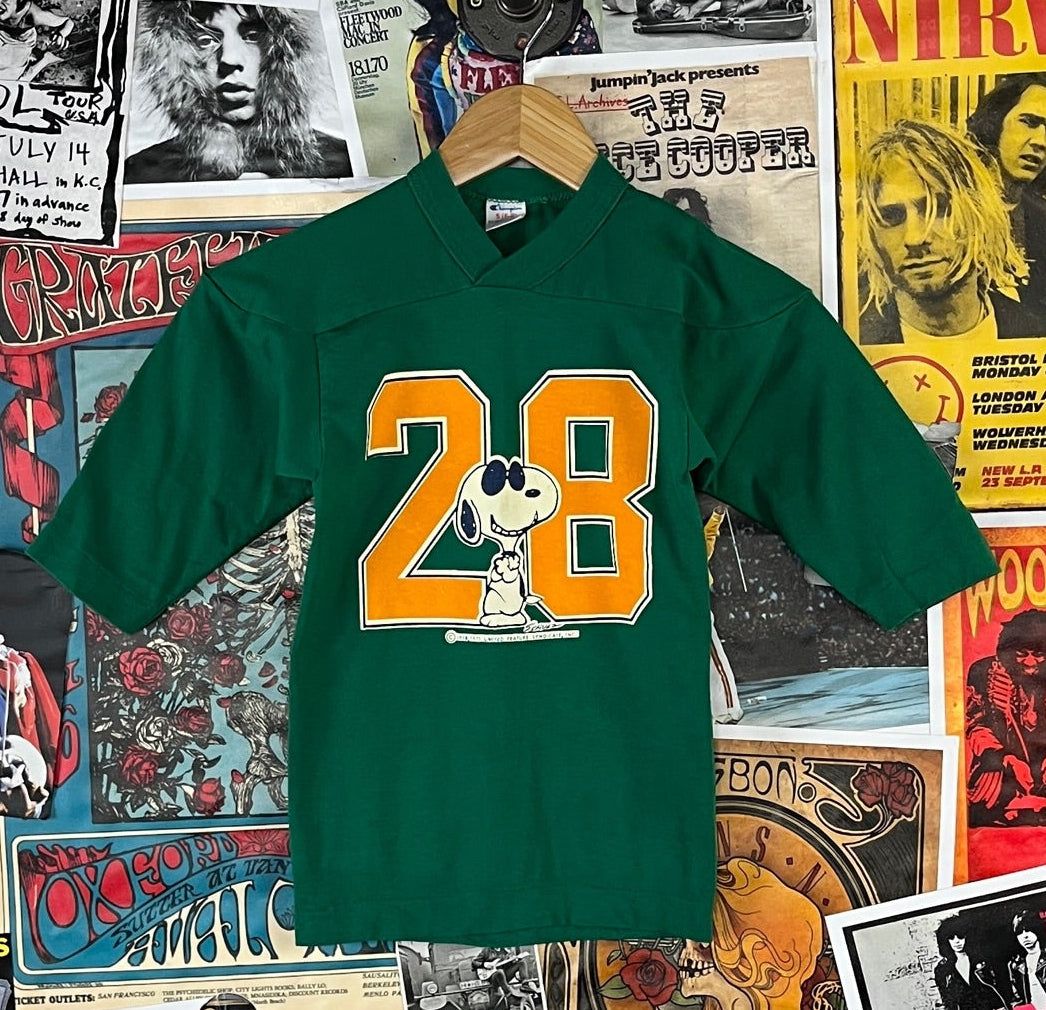 Vintage 80s kids Peanuts Snoopy Champion jersey t-shirt ages 5 to 6.