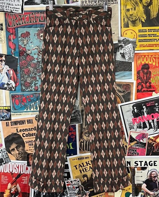 Vintage boys 60s 70s deadstock green argyle diamond print Mann knit flares pants.