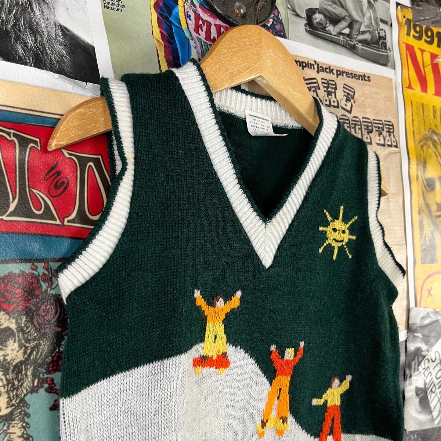 Vintage Toddler Boy Kids 70s-80s Skateboarding Knit Sweater Vest Top 3T