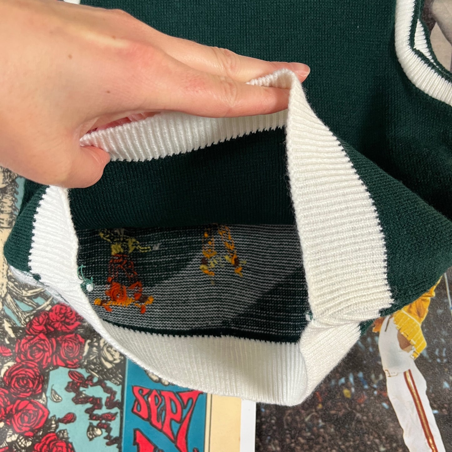 Vintage Toddler Boy Kids 70s-80s Skateboarding Knit Sweater Vest Top 3T