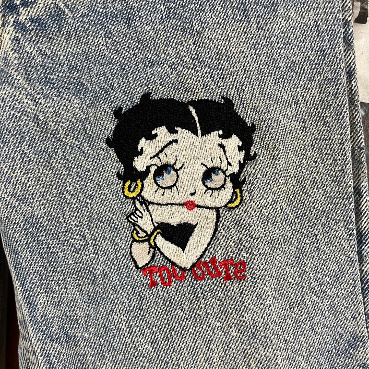 Vintage Kids 80s-90s Orange Tab Levi's Embroidered Betty Boop Denim Jeans 8 Slim