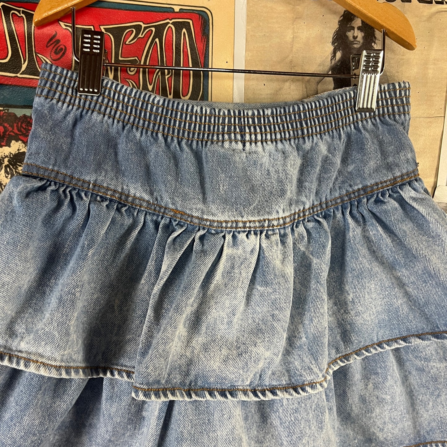 Vintage Girls Kids 90s Light Blue Acid Wash Denim Jean Elastic Ruffle Mini Skirt