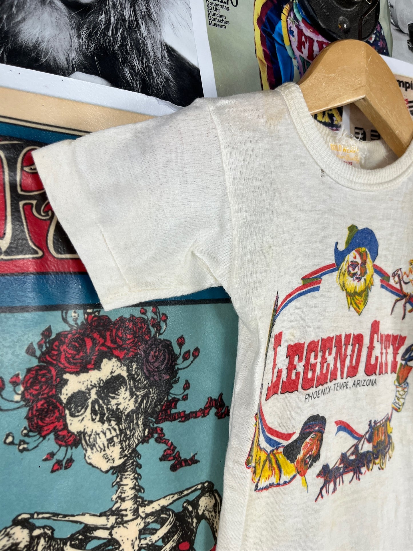 Vintage Toddler Kids 60s Legend City Arizona All Cotton Souvenir Graphic T-Shirt 12-18 Months