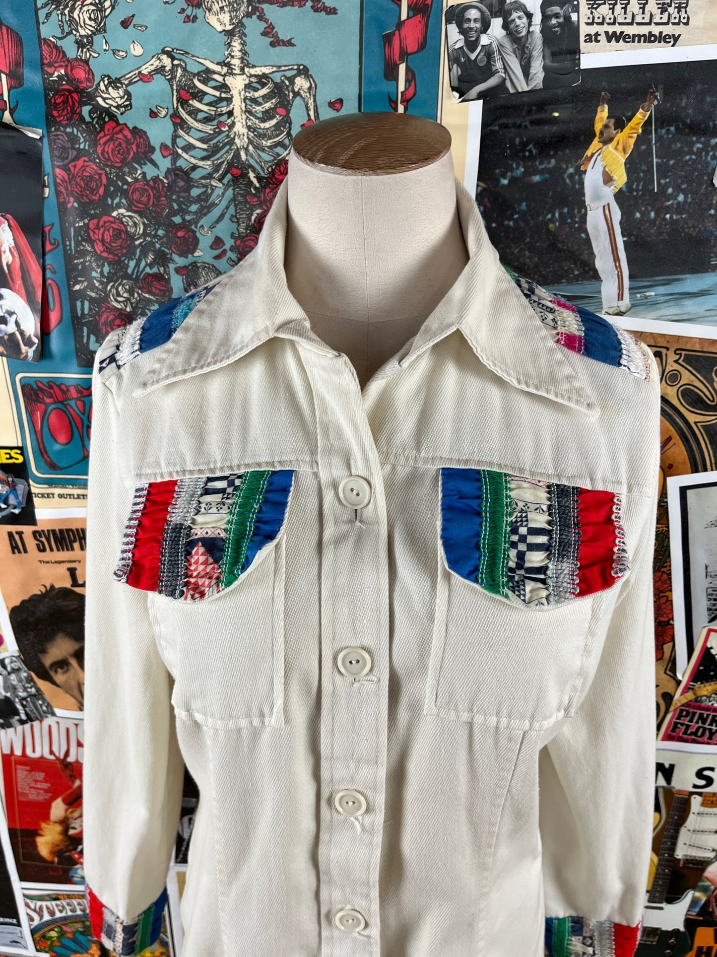 Vintage Women's 70s Cream Multi-Color Patchwork Smocked Long Sleeve Hippie Folk Blouse Shirt XS