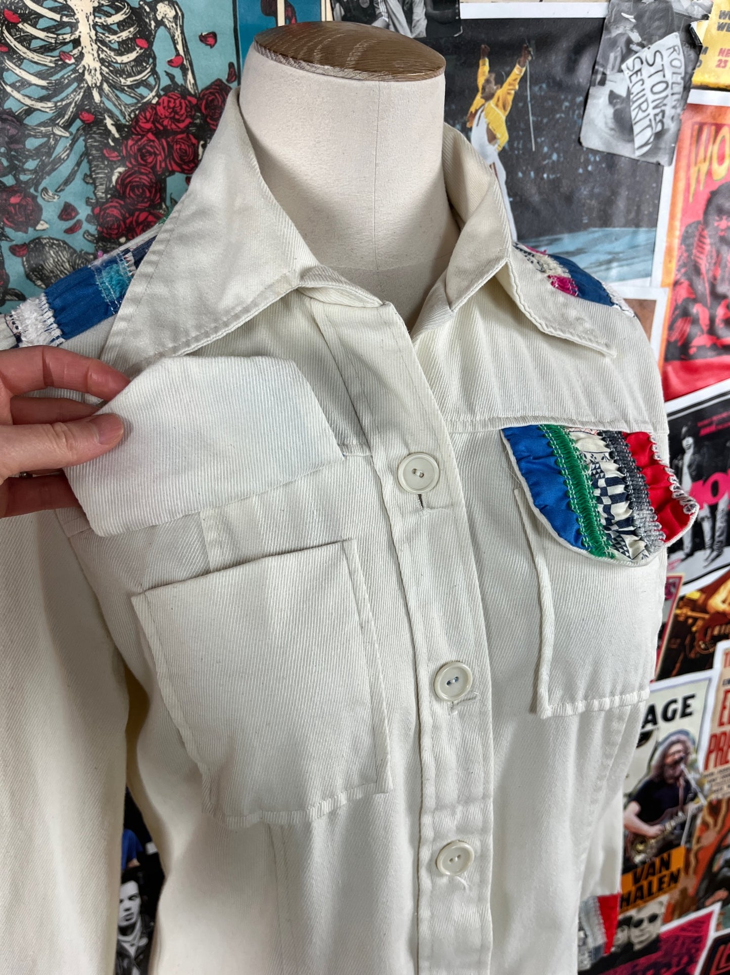 Vintage Women's 70s Cream Multi-Color Patchwork Smocked Long Sleeve Hippie Folk Blouse Shirt XS