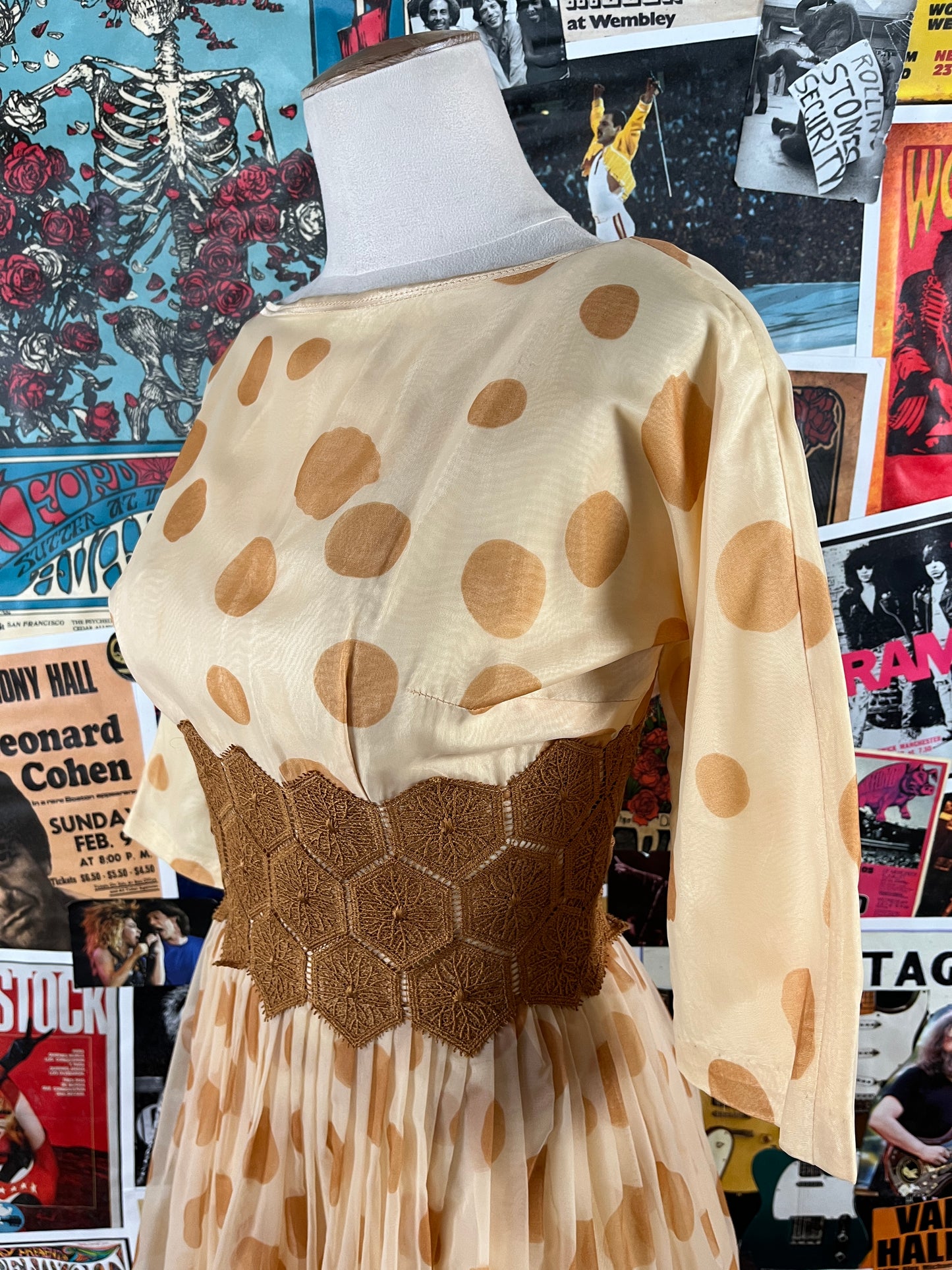 Vintage Women's 1950s Nude Polka Dot Print Lace Fit and Flare Cocktail Tea Gown Dress XS