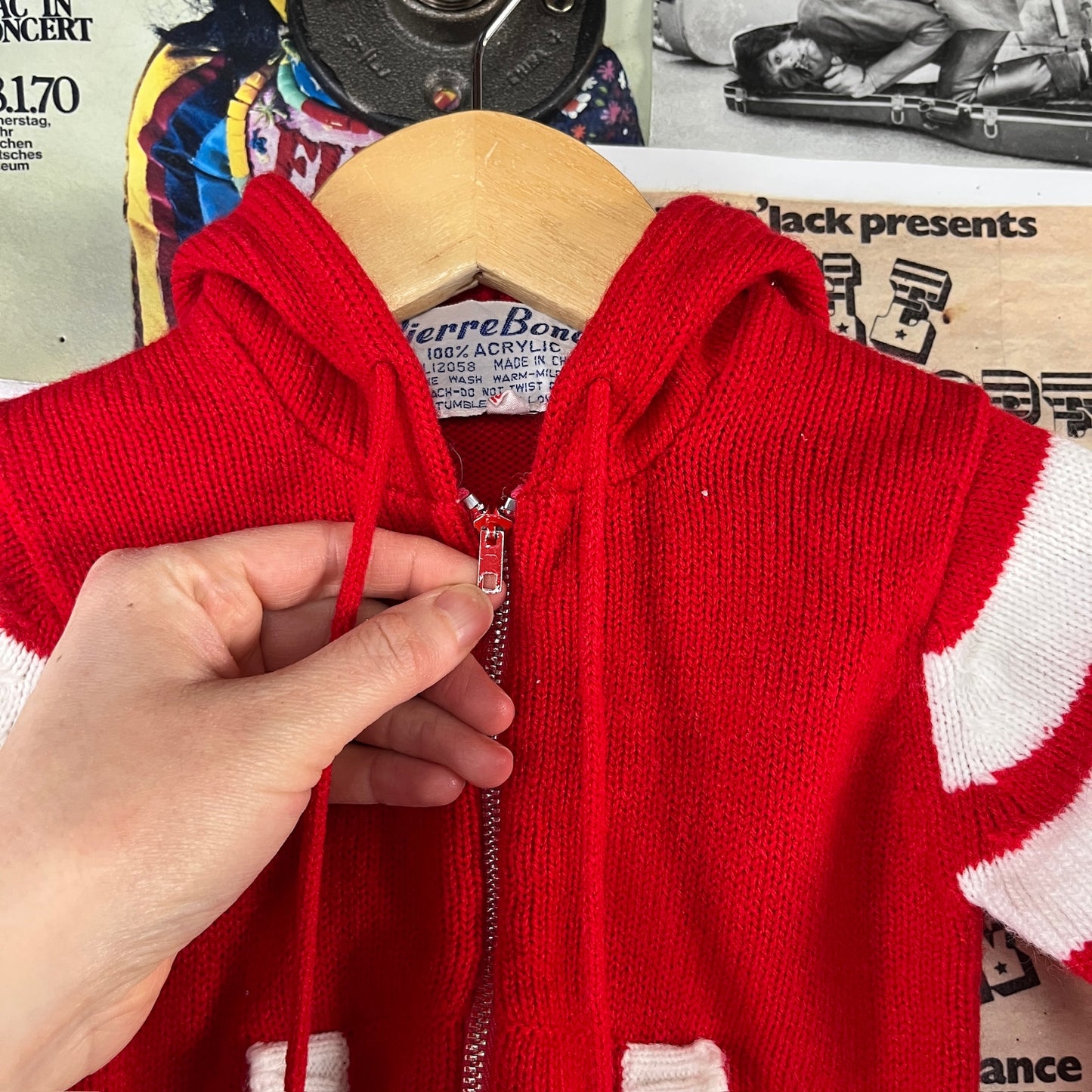 Vintage Baby Kids 70s-80s Red White Pierre Bonée Knit Hooded Cardigan Sweater 9-12 Months