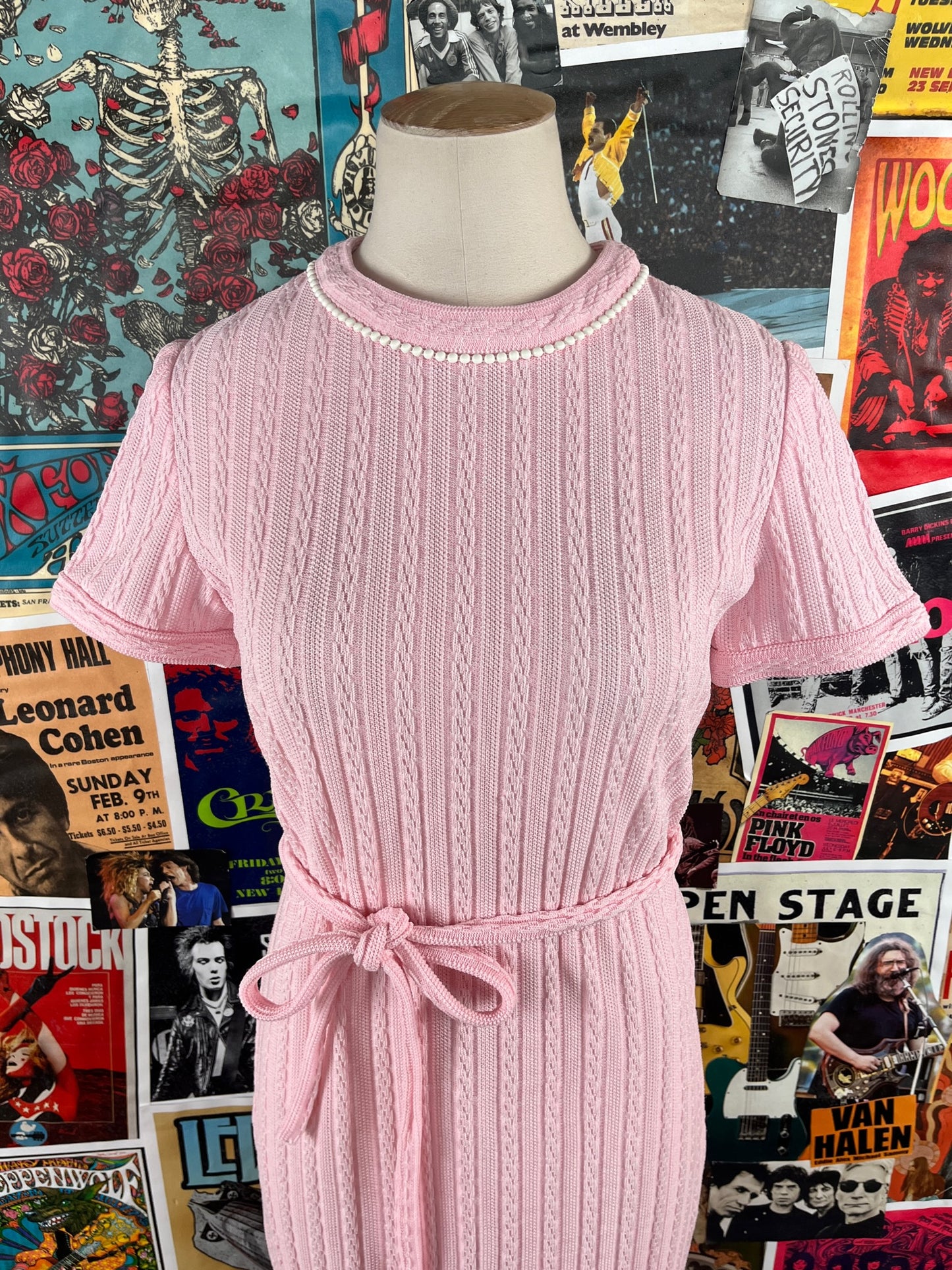 Vintage Women's 60s Pink Knit Leslie Fay Retro Glam Belted Short Sleeve Pearl Beaded Dress XS/S
