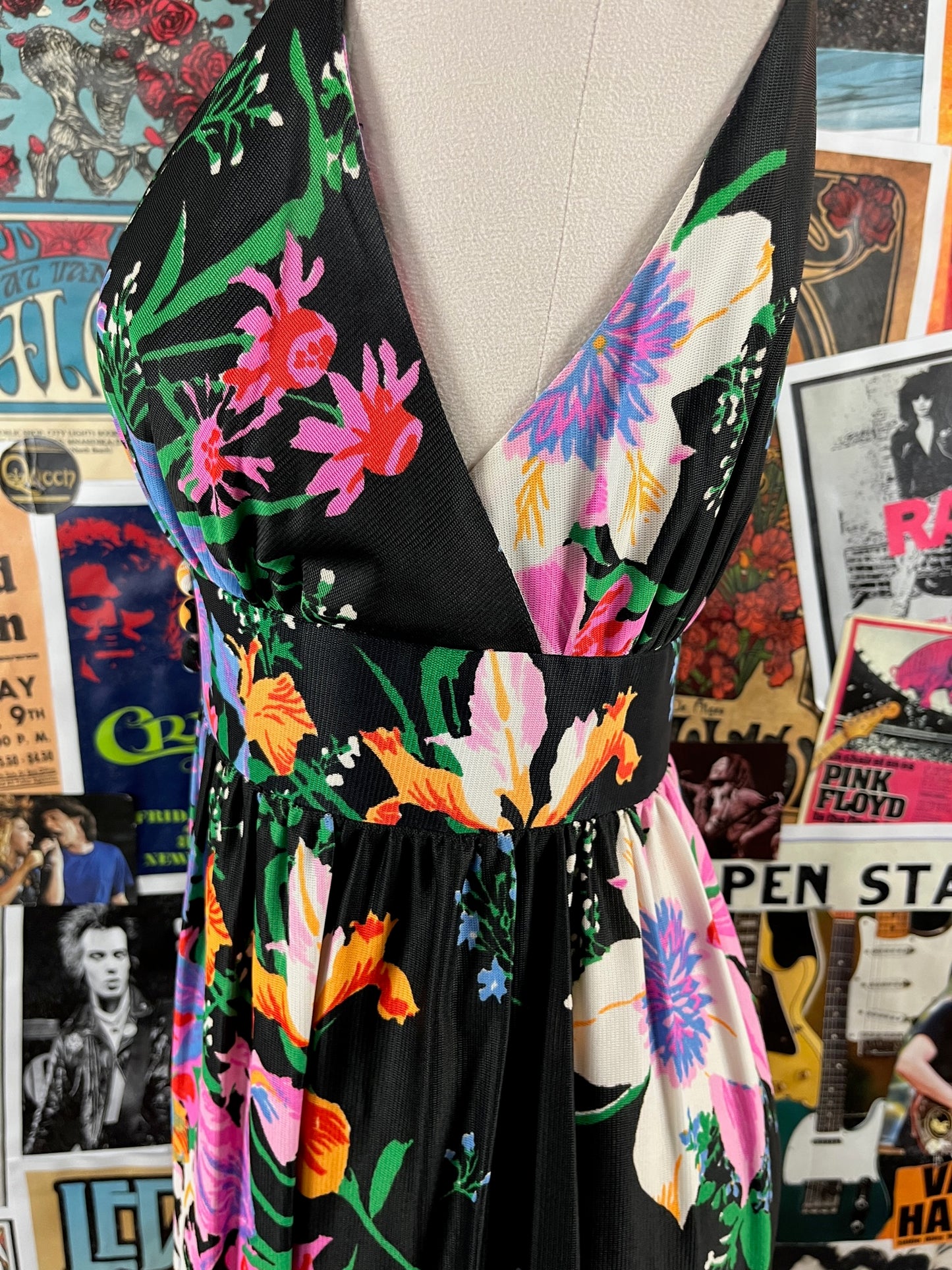 Vintage Women's 70s Black Floral Deep V Empire Waist Keyloun Hostess Disco Jumpsuit