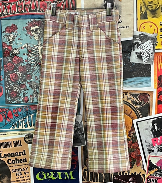 Retro toddler kids vintage 1970s multi-color khaki and pink plaid print straight leg trouser pants by Billy the Kid. Features a zip fly and snap buttons at the waist. Feels like polyester, but there is no fabric content listed. There is no tag size. We estimate them to best fit kids size 4T ages 3-4, but please check measurements as this is an estimate. Perfect for Thanksgiving, Fall, and back to school! Can be worn unisex.&nbsp;