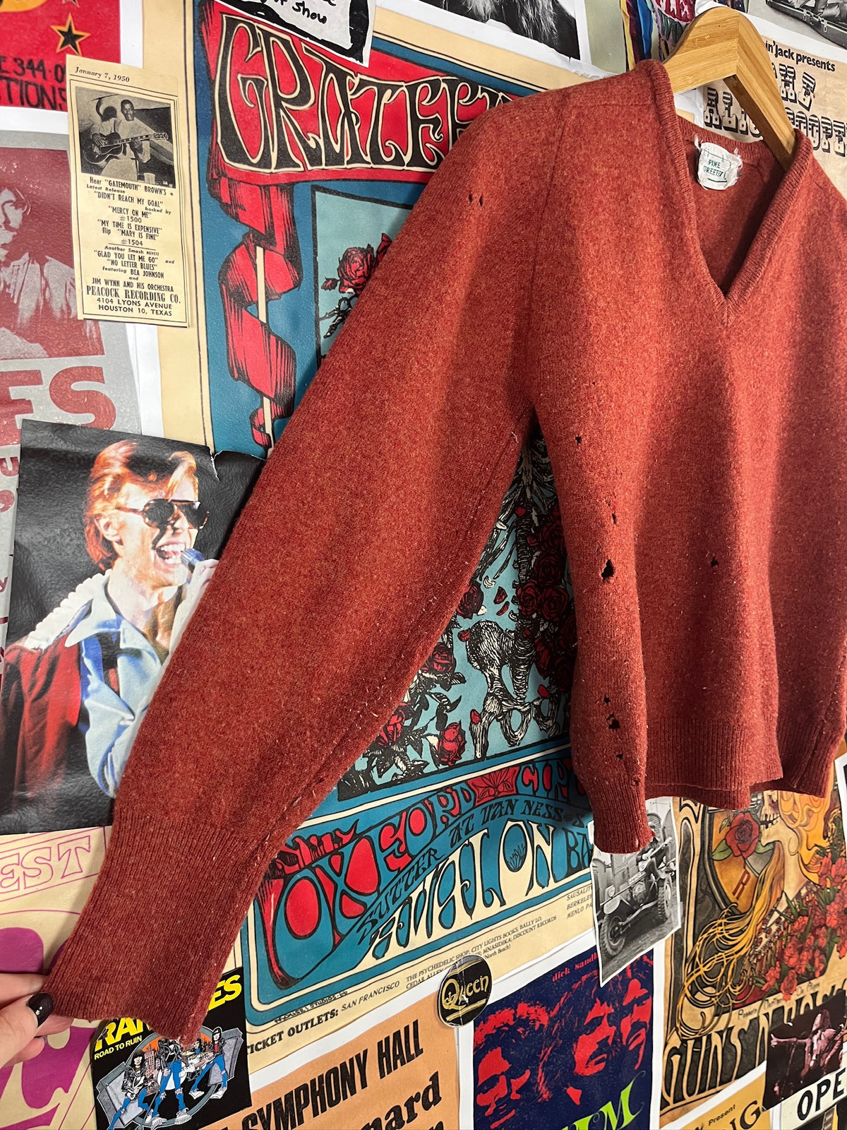 Vintage Kids 60s Distressed Wool V-Neck Jumper Sweater Size 10 Ages 8-9