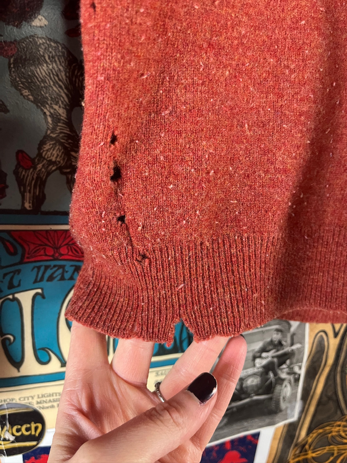 Vintage Kids 60s Distressed Wool V-Neck Jumper Sweater Size 10 Ages 8-9