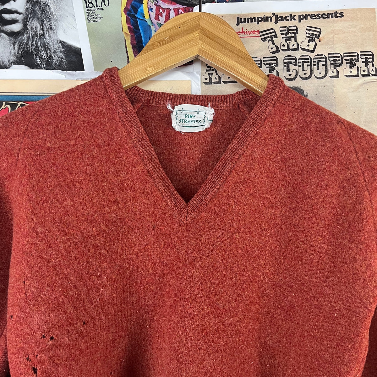 Vintage Kids 60s Distressed Wool V-Neck Jumper Sweater Size 10 Ages 8-9