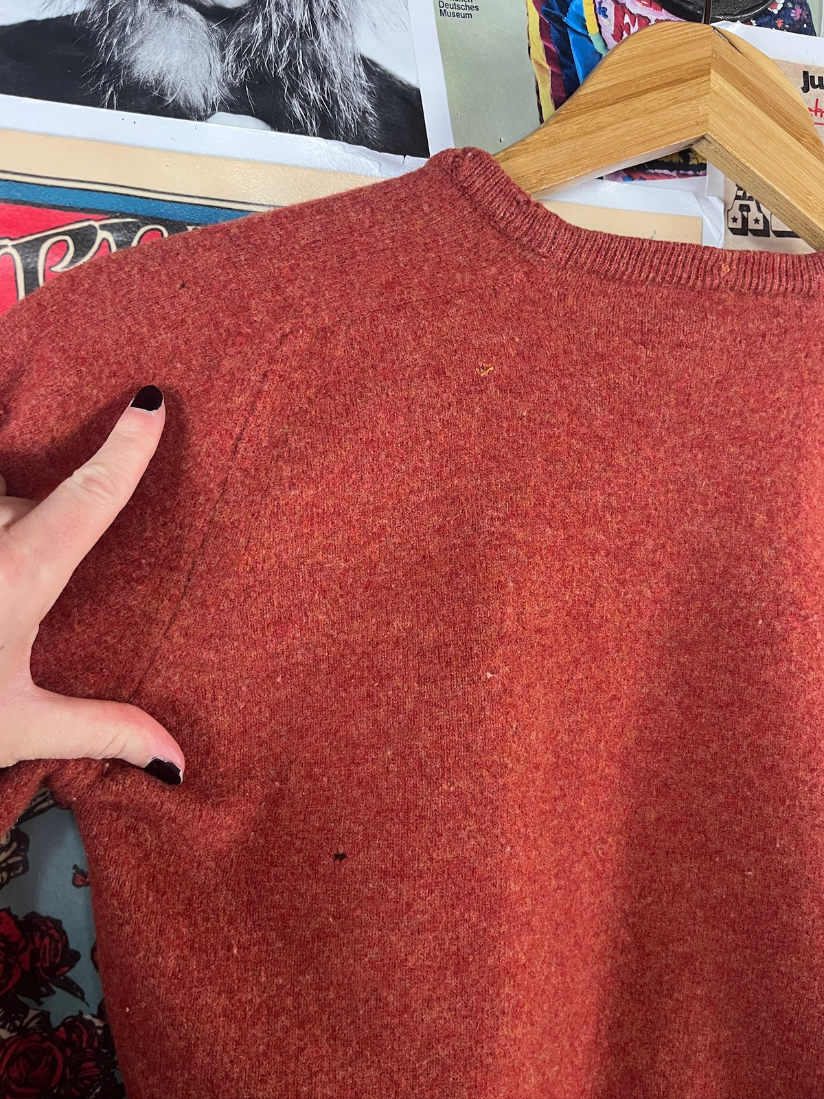 Vintage Kids 60s Distressed Wool V-Neck Jumper Sweater Size 10 Ages 8-9