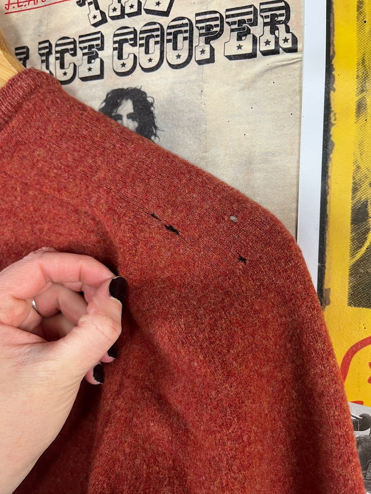 Vintage Kids 60s Distressed Wool V-Neck Jumper Sweater Size 10 Ages 8-9