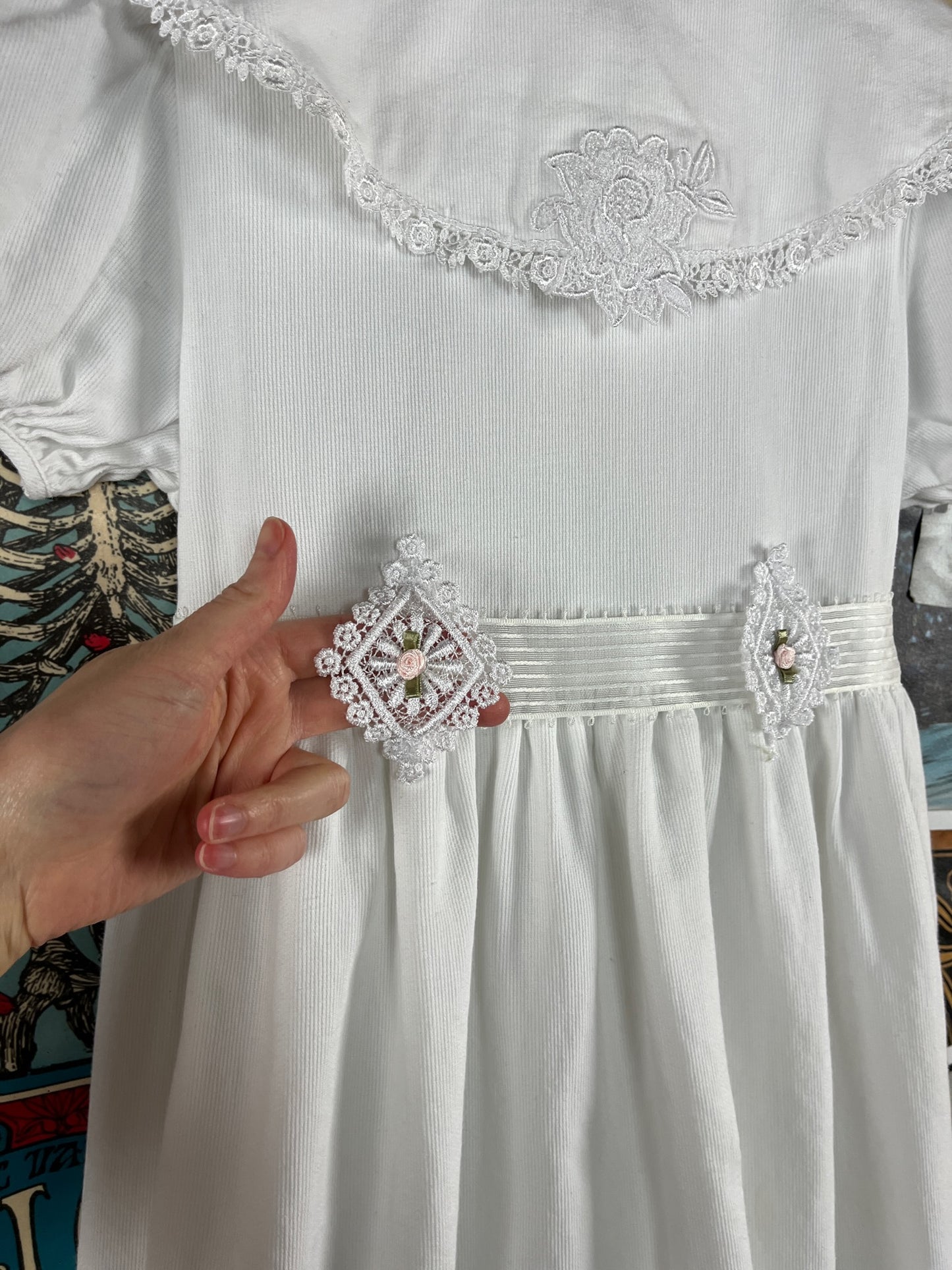 Vintage Girls Kids 90s White Lace Tulle Lined Pink Rosette Belted Sunday Best Dress Size 10 Age 8-9
