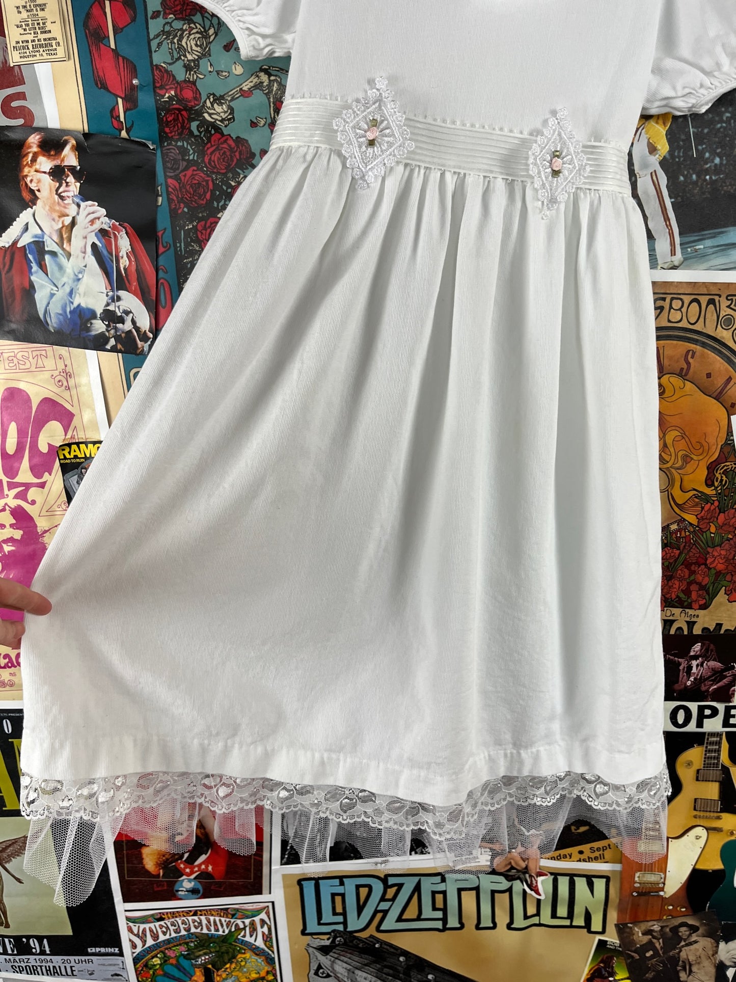 Vintage Girls Kids 90s White Lace Tulle Lined Pink Rosette Belted Sunday Best Dress Size 10 Age 8-9