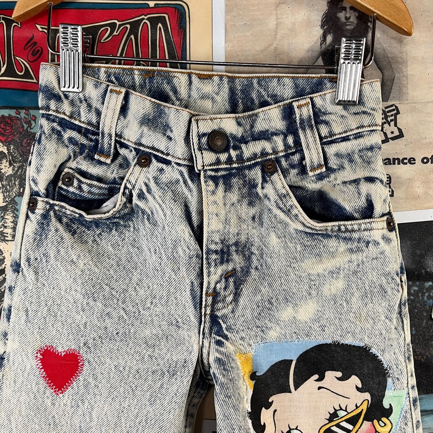 Vintage Kids 80s Acid Wash Betty Boop Hearts Patchwork Big E Levi's Denim Jeans 6X-7 Slim USA