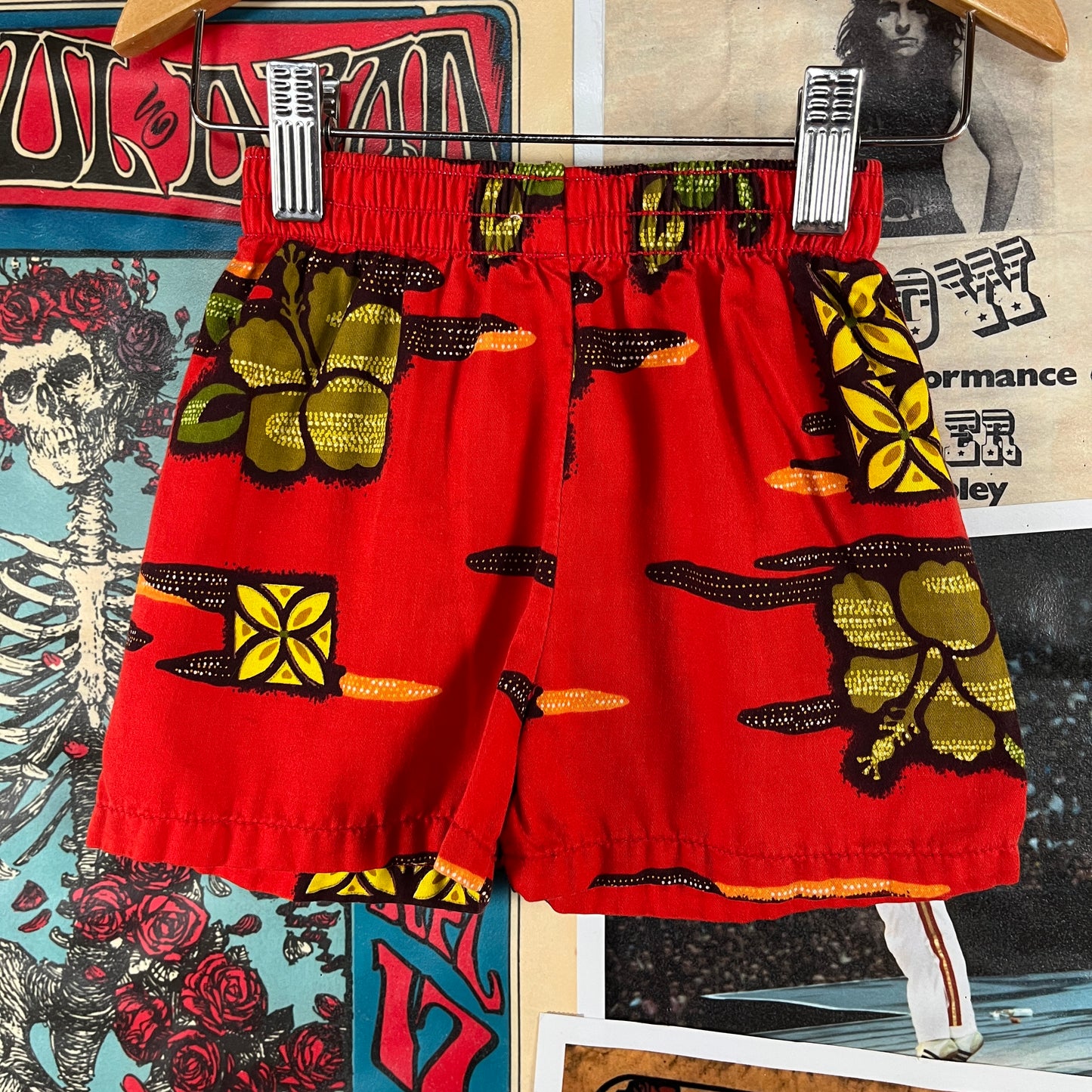 Vintage Toddler Boys Kids 70s Hibiscus Hawaiian Floral Print Short Sleeve Tiki Button Up Aloha Shirt Shorts Suit Set 2T