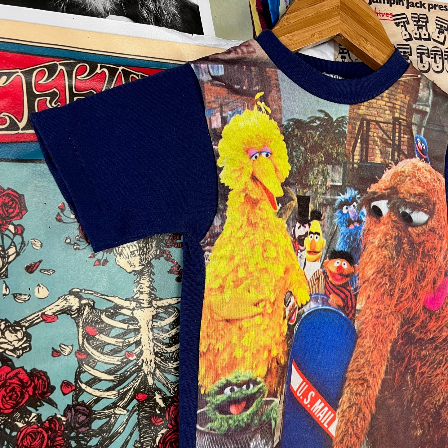 Vintage Toddler Kids 70s-80s Blue JCPenney Sesame Street Snuffleupagus Muppets Cartoon Graphic Ringer T-Shirt 3T-4T