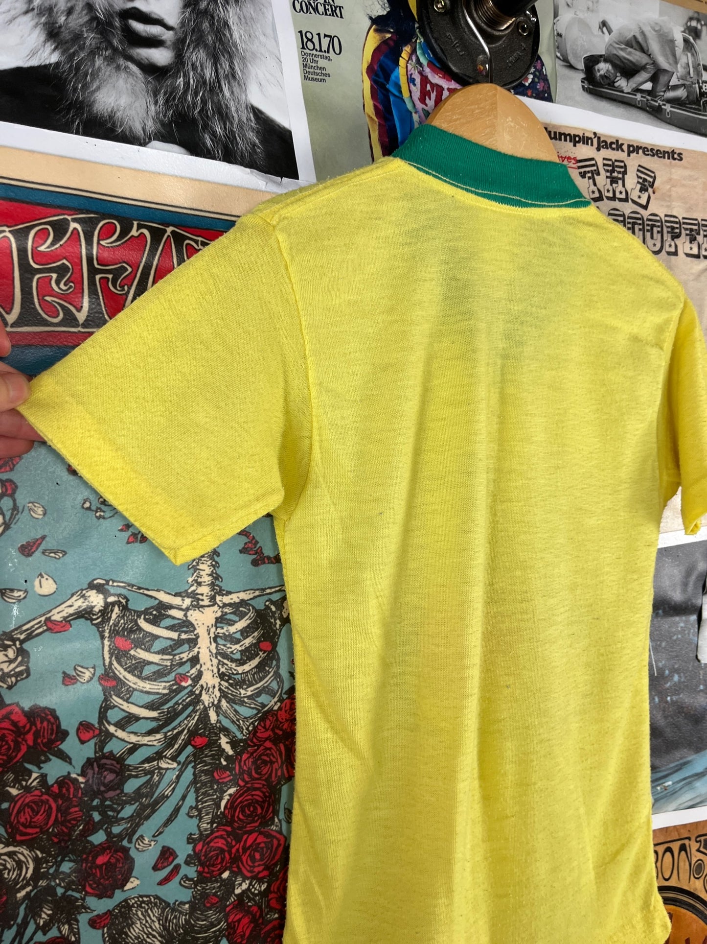 Vintage Kids Unisex 70s-80s Yellow Sesame Street Muppets Grover Fishing Graphic JCPenney V-Neck Ringer Pajama T-Shirt Top