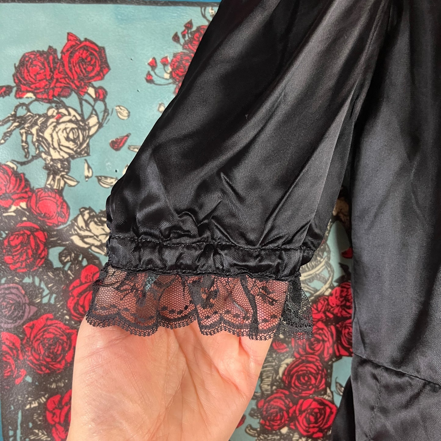 Vintage Baby Girls Kids 70s-80s Solid Plain Black Satin Balloon Sleeve Lace Trim Collared Gothic Dress 12 Months