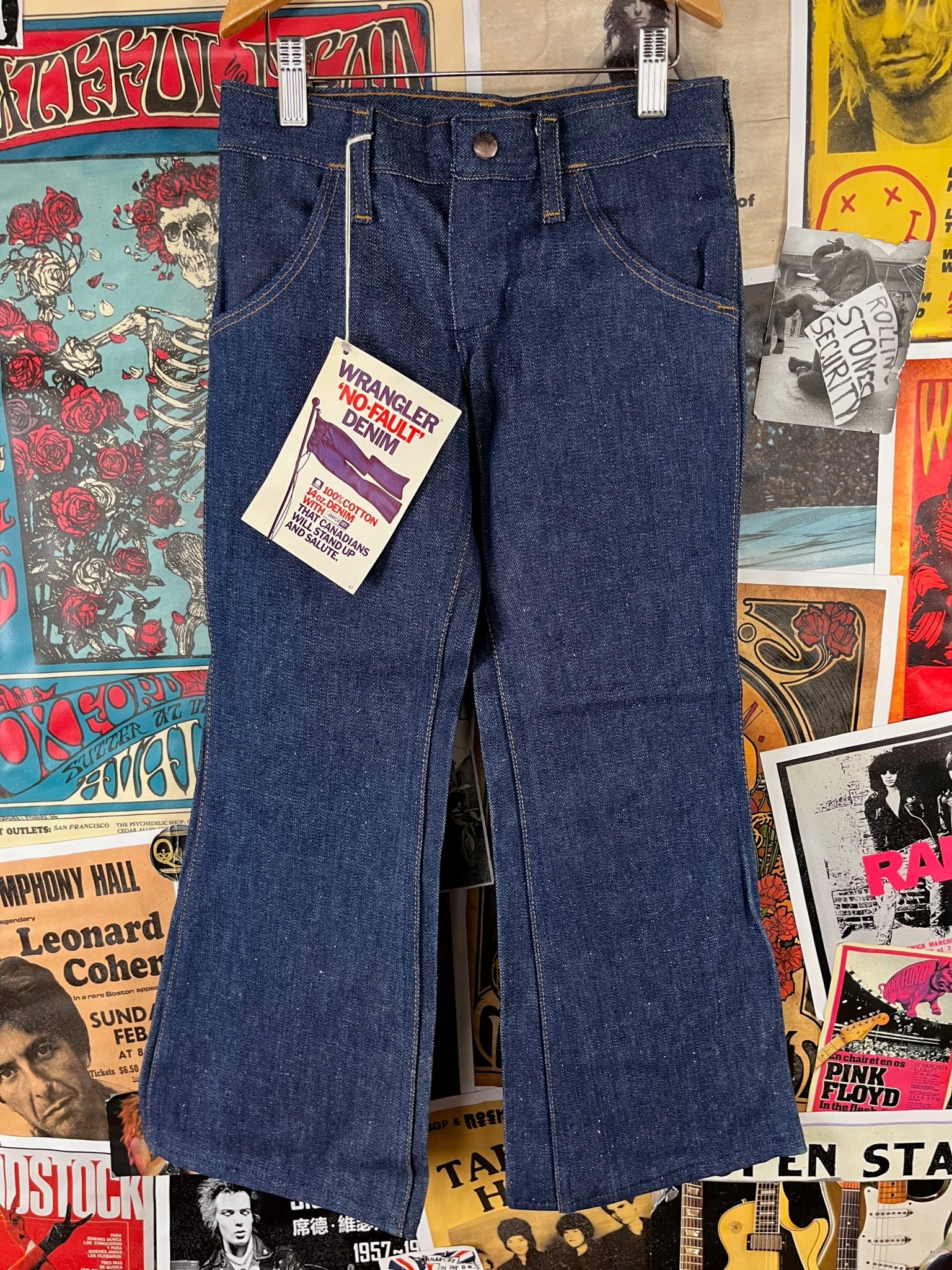 Vintage kids 70s 80s deadstock Wrangler denim jean flares ages 7-8.