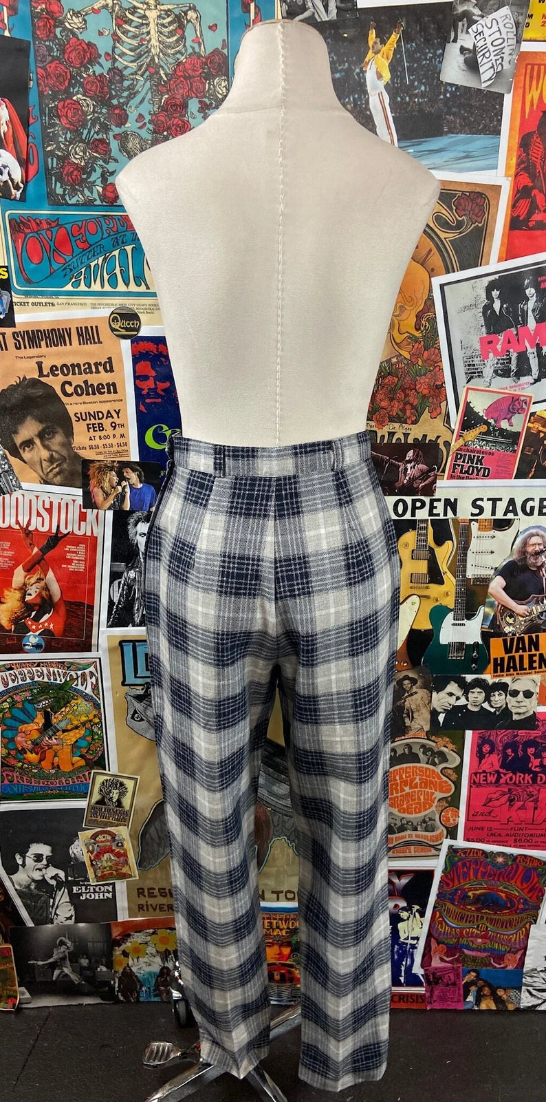 Vintage Women's 90s Blue Gray Plaid High Rise Poly Rayon Trouser Pants 26x28
